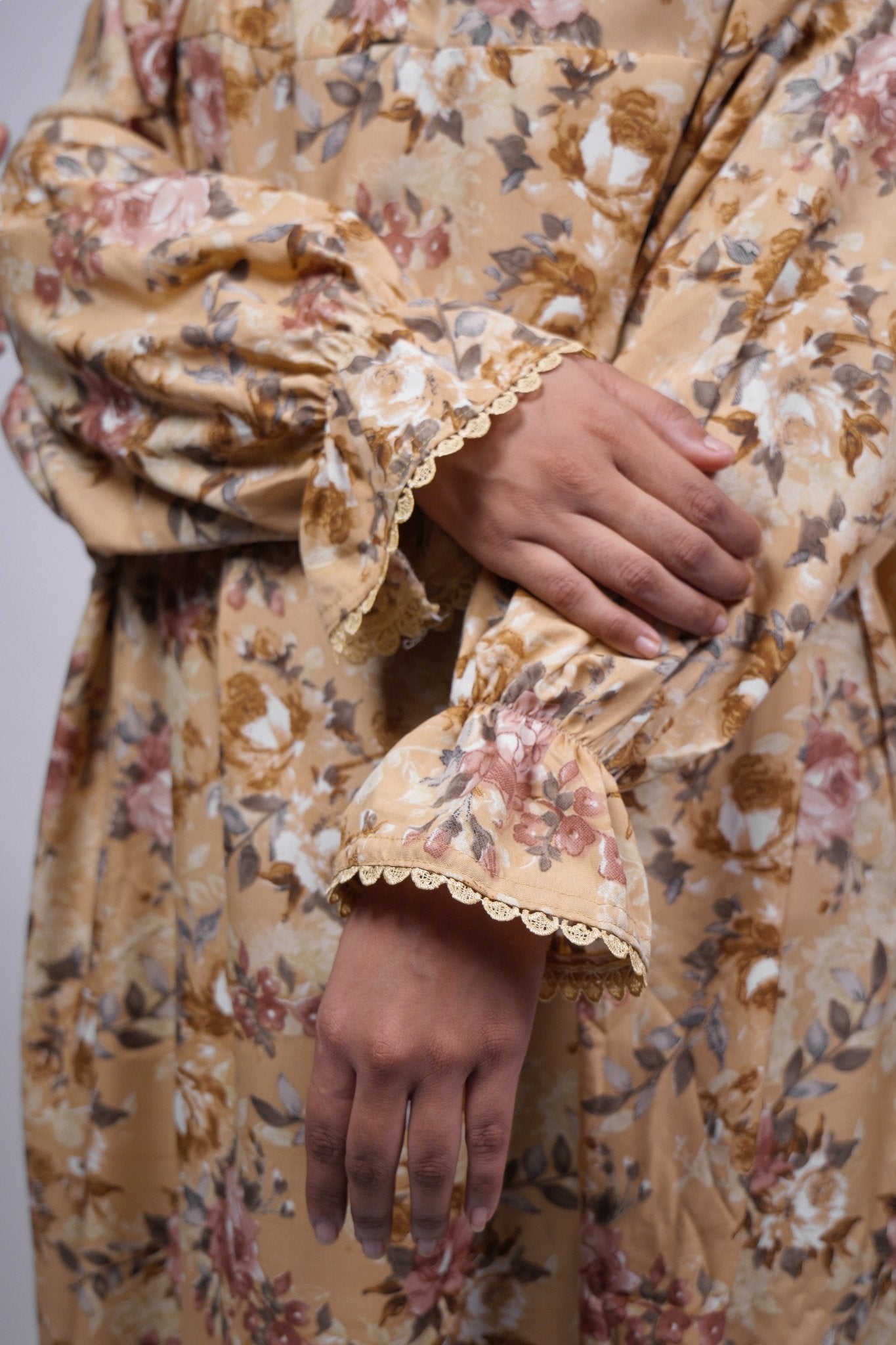 Ainaura | Premium Crepe Beige Floral Prayer Dress - AinAura
