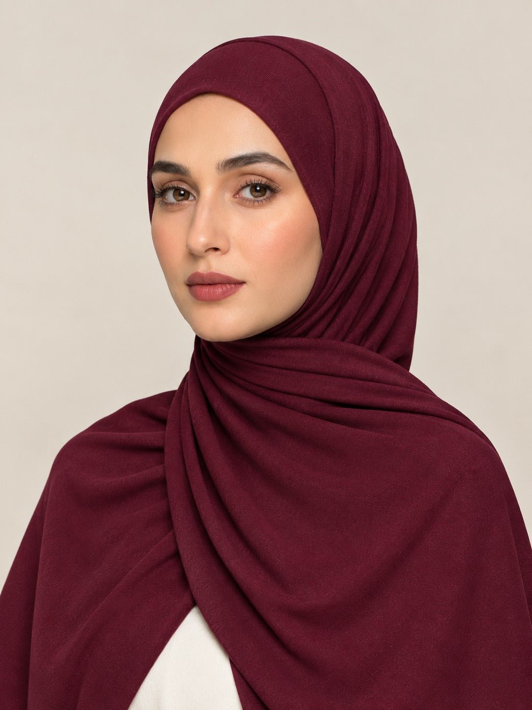 Ainaura Premium Zera Jersey Hijab – Maroon - AinAura