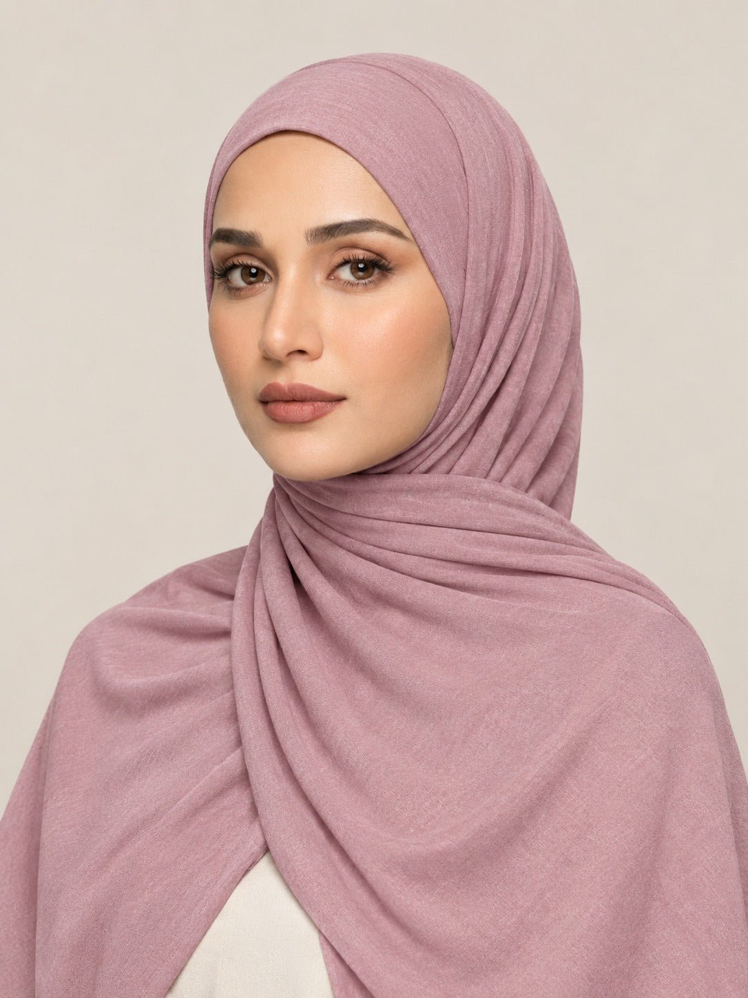 Ainaura Premium Zera Jersey Hijab – Mauvewood - AinAura