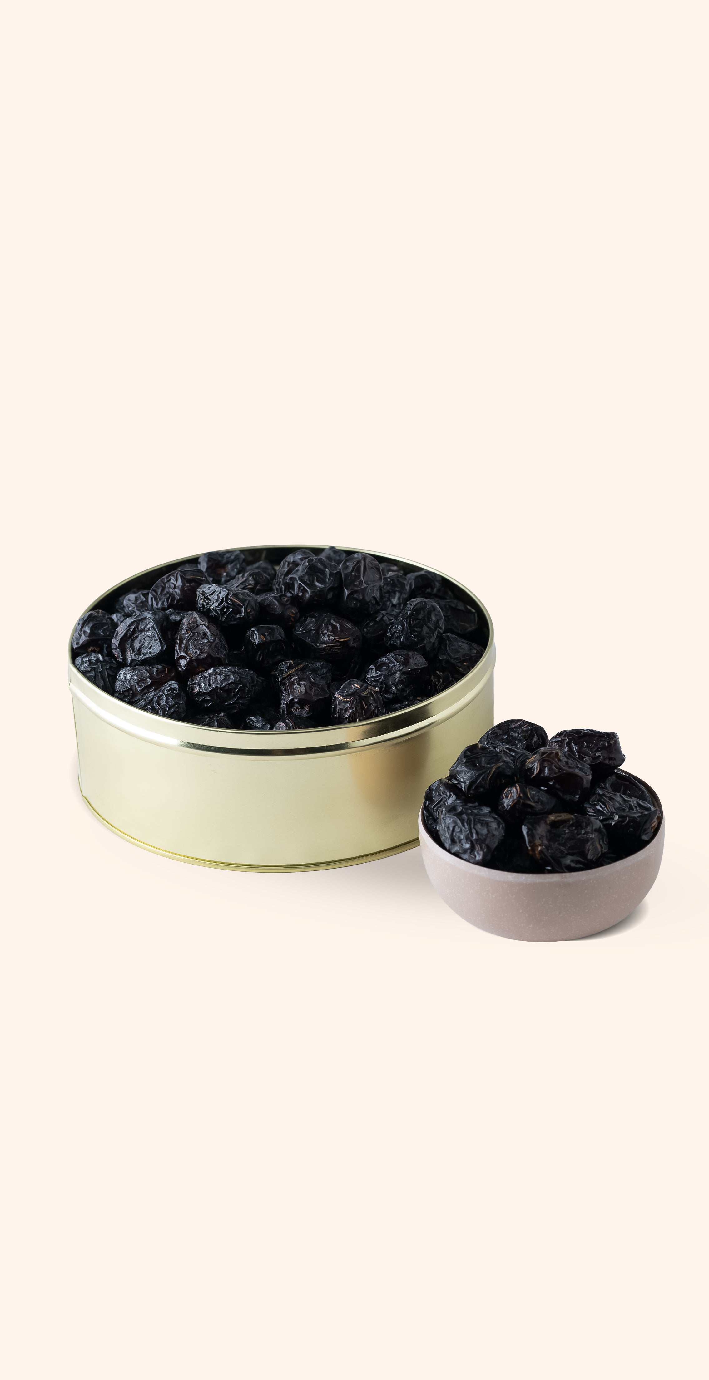 Premium Ajwa Al Alia Dates 1Kg| Fresh Farm-to-Table Madinah Dates