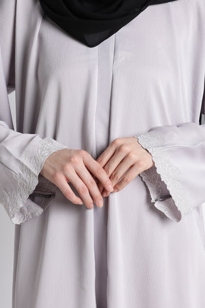 Ainaura | Silver-Mist Scalloped Dubai Abaya