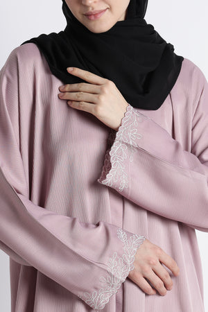 Ainaura | Desert Rose Scalloped Dubai Abaya